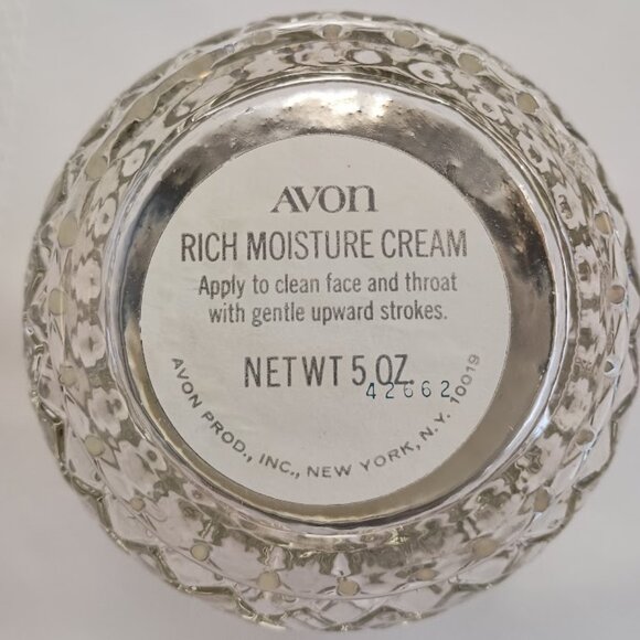 Vintage Avon Glass Vanity Jar with Ornate Silvertone Swirled Lid - Picture 3 of 6